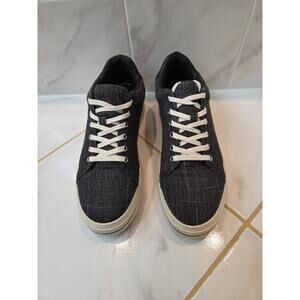 Clarks Womens Audreigh Sun Blue Active Sneakers Shoes 11.0